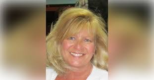 Julie Poe's Instagram, Twitter & Facebook