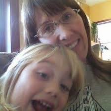 Erin Duveneck's Instagram, Twitter & Facebook