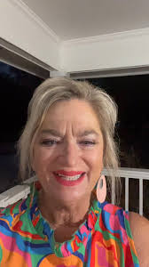 I get asked what my day looks like as a Broker in Charge. So I thought I  would share. So today….here’s a day with Broker Becky! It starts at 0-dark  thirty. lol. Stay tuned for more!!! #BeckyEakle ...