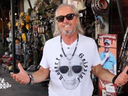 Auf Trödelmarkt findet Robert eine Kindheitserinnerung