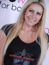 Terri Lyman's Instagram, Twitter & Facebook