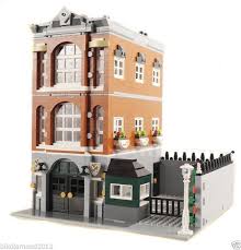 Lego City Moc Town Hall Senate Government Building W Gate Parking Area Office Lego Modular Lego House Lego Building