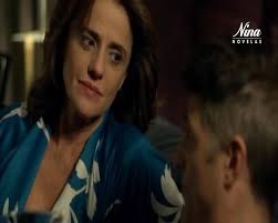 Hidden Truths Episode 21 #Recap Carolina met the whole family and she was  introduced but Giovanna is upset in fact she is furious that her father is  marrying Carolina. Giovanna is being