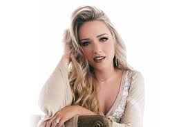 Music Spotlight: Emily Ann Roberts – Bethany Writes