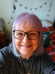 This is still me,still a hippie chic at 76.Peace and love,brothers and  sisters.🕊🌺♐🍄✌