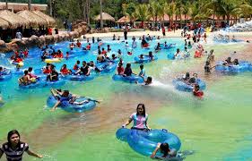 Listed as a unesco world cultural heritage site in 2008, this virgin paradise has no shortage of cultural sights and natural scenery. 12 Taman Tema Dalam Resort Di Malaysia Anak Pasti Suka