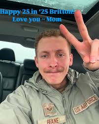 Yay! Congratulations @aaron_beane and @emilyfarleybeane You two are making  @beaneteam and I 1st time grandparents❣️💕💓🌸🎀