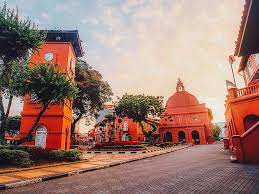 Transnasional and starmart express bus services from melaka to kuala lumpur terminate at kuala lumpur international airport bus terminals 1 and 2. Visit Kuala Lumpur A Travel Guide To Malaysia 2020 Will Fly For Food