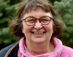 Hohe Nachfrage: Den Kleiderkammern in Hamm fehlen Helfer