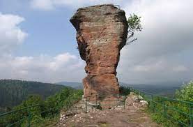 Maybe you would like to learn more about one of these? Quermania Burgruine Drachenfels Im Pfalzerwald Dahner Felsenland Wasgau Rheinland Pfalz Urlaub Ausflugsziele Und Sehenswurdigkeiten Quer Durch Deutschland