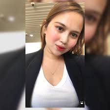 Ashley Cottrill's Instagram, Twitter & Facebook