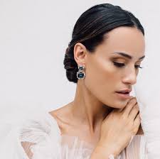 holiday bridal gift guide ✨