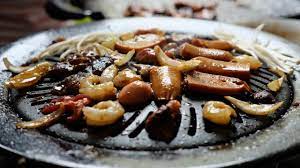 When you look at the beef, you will see the fibers of the meat are going in one direction. Resep Rahasia Nge Grill Daging Sapi Sosis Udang Enoki Cumi Homemade Beef Grill Ala Ala Hanamasa Youtube