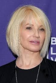 Long side bangs look fresh and accent. 30 Epic Shaggy Hairstyles For Fine Haired Women Over 50