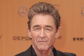 Peter alexander makkay (born 30 august 1949), known as peter maffay (romanian pronunciation: Peter Maffay Rock N Roll Mit Viel Gefuhl Und Erfolg Auch Privat Gala De
