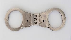 Enhanced subject control and compliance, with chain cuff portability. Styles Of Ratchet Handcuffs Similarities Differences Tihk