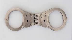 Asp ultra hinged handcuffs, aluminum bows, 2 pawl (special key required) 46120. Styles Of Ratchet Handcuffs Similarities Differences Tihk