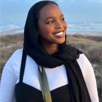 Fardowsa Omar's Instagram, Twitter & Facebook