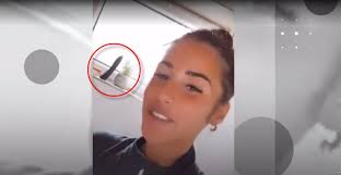 In sarahs neuer wohnung wird noch ordentlich gewerkelt, die möbel müssen noch aufgebaut werden. Sextoy Auf Der Fensterbank Sarah Lombardi Klart Auf Stars Vol At