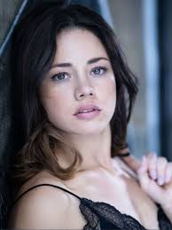 Rote Rosen" Ein Korb für Henning (Fernsehepisode 2019)