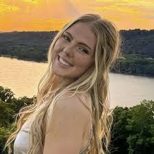 Lilly Dunn and Austin Dunn's Wedding Website