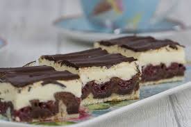 Einfaches Rezept Fur Donauwellen Mit Buttercreme Ofengefluster Rezept Kuchen Rezepte Einfach Kuchen Und Torten Backrezepte