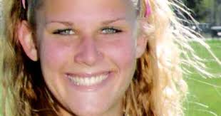 Huff helps Tennessee to top spot