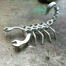 10 Things Made Out Of Old Parts Metal Art Welded Recycled Metal Art Metal Art Projects