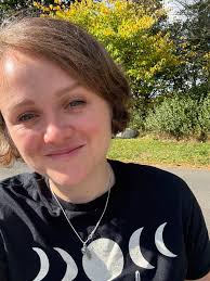 Let's welcome our new members! Please feel free to introduce yourselves so  we can all get to know you and what you do a little 🙂 🙏❤️🌞🌟🌝❤️🙏  Annette Marsh, Daryna Halchenko, Zoe