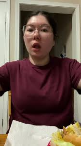 Miss Vickie Honey Habanero