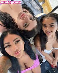 val2legit  valeriebarley Nude Leaks OnlyFans Photo 7 - Nudogram v2.1