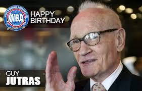 Reveco retains WBA belt with 2nd round KO