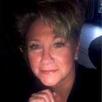 Lois Collins's Instagram, Twitter & Facebook