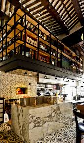 Dining In Mexican Style La Tratto Santa Lucia Idee Amenagement Cuisine Maison Et Objet Espace Design