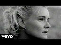 Eva charlotte dahlgren (/ ˈ eɪ v ə ˈ d ɑː l ɡ r ɪ n / in english; Eva Dahlgren I M Not In Love With You Vem Tander Stjarnorna K Pop Lyrics Song