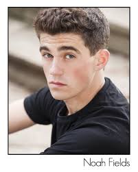 Noah Fields (@noahholtfields)