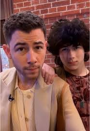 Max Jonas's Instagram, Twitter & Facebook