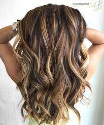 60 Looks With Caramel Highlights On Brown And Dark Brown Hair Hair Styles Long Brown Hair Hair Highlights