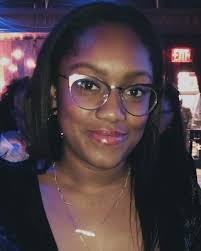 Jennifer Byron's Instagram, Twitter & Facebook