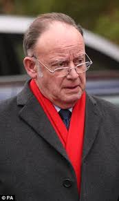 Snake owner Dan Brandon found dead near pet Python