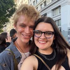 Momma Sed" video directed by Christopher Sims. Released October 2008.  Listen to this song, and a selection of other tracks from Puscifer's  catalog,