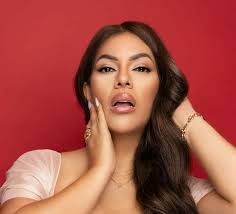 Francy Hernández Camacho, la reina de las pestañas en Miami con My  Wonderfulashes Studio