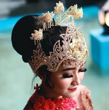 InstaGirl We Love: Sudahkah Kamu Kenal dengan Mojang Geulis, Hanny Sophia  Ini?