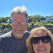 What is the best seafood restaurant not looking for Markeys or Browns