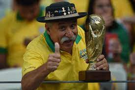 The statement seemed to be one of promiscuity. Fox Soccer On Twitter Rip Iconic Brazil Superfan Clovis Acosta Fernandes Dies After Long Bout With Cancer Http T Co Ziu3efyrj4 Http T Co Jskiuatyfs