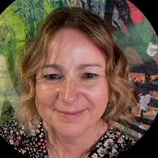 Any hotels around we can pay for day pass to use slides etc please? We are  staying at Sol Cala dor apartments so preferably close to them thanks