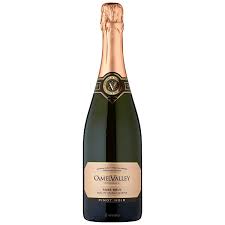 A second generation winemaker is hard at work at camel valley. Camel Valley Pinot Noir Brut Rose Vivino