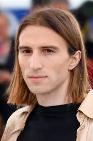 Eva Bourgeois : biographie, filmographie, photos & vidéos