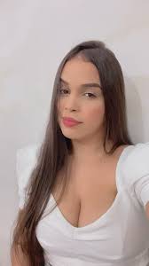 Quando você acredita em você, é impossível não florescer.🤍✨