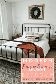 7 Farmhouse Bedroom Decor Ideas Modern Rustic Style Modern Guest Bedroom Farmhouse Guest Bedroom Farmhouse Bedroom Decor